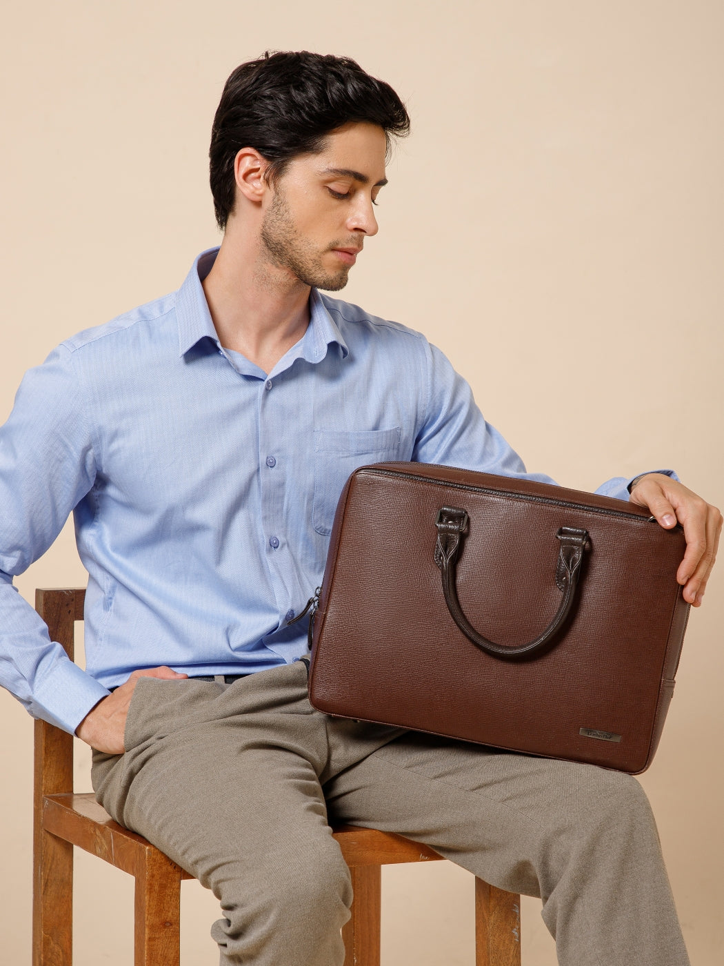 Saffiano Leather Laptop Bag  LT16-4002