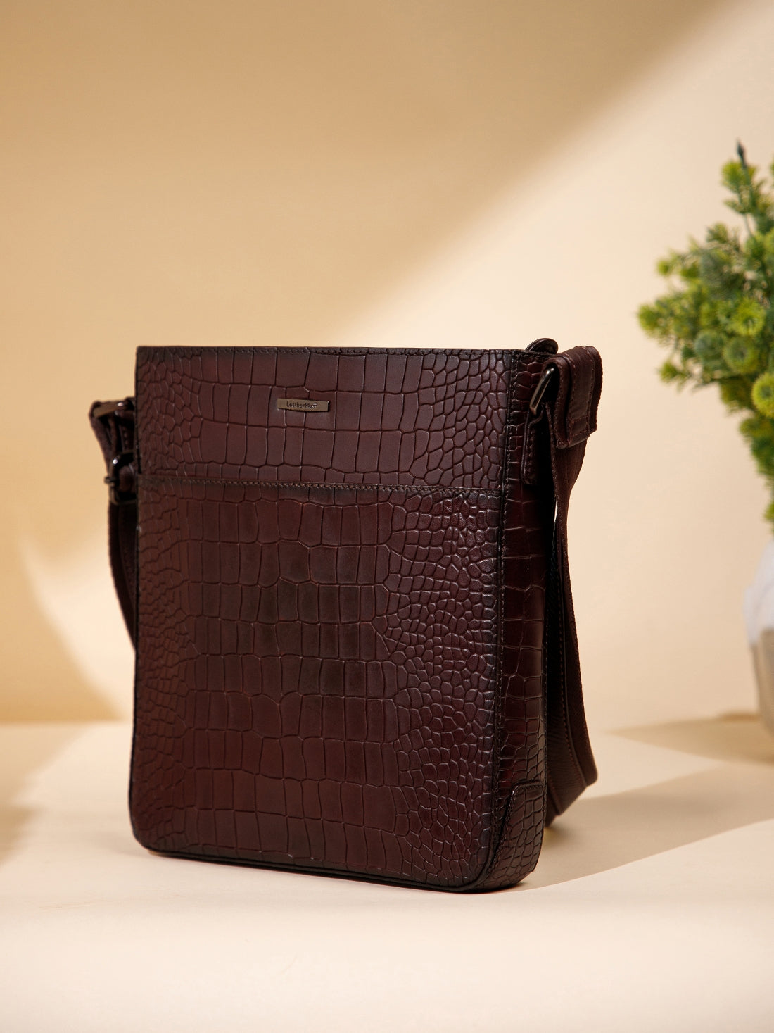 Croco Leather Men Sling Bag SGM-801