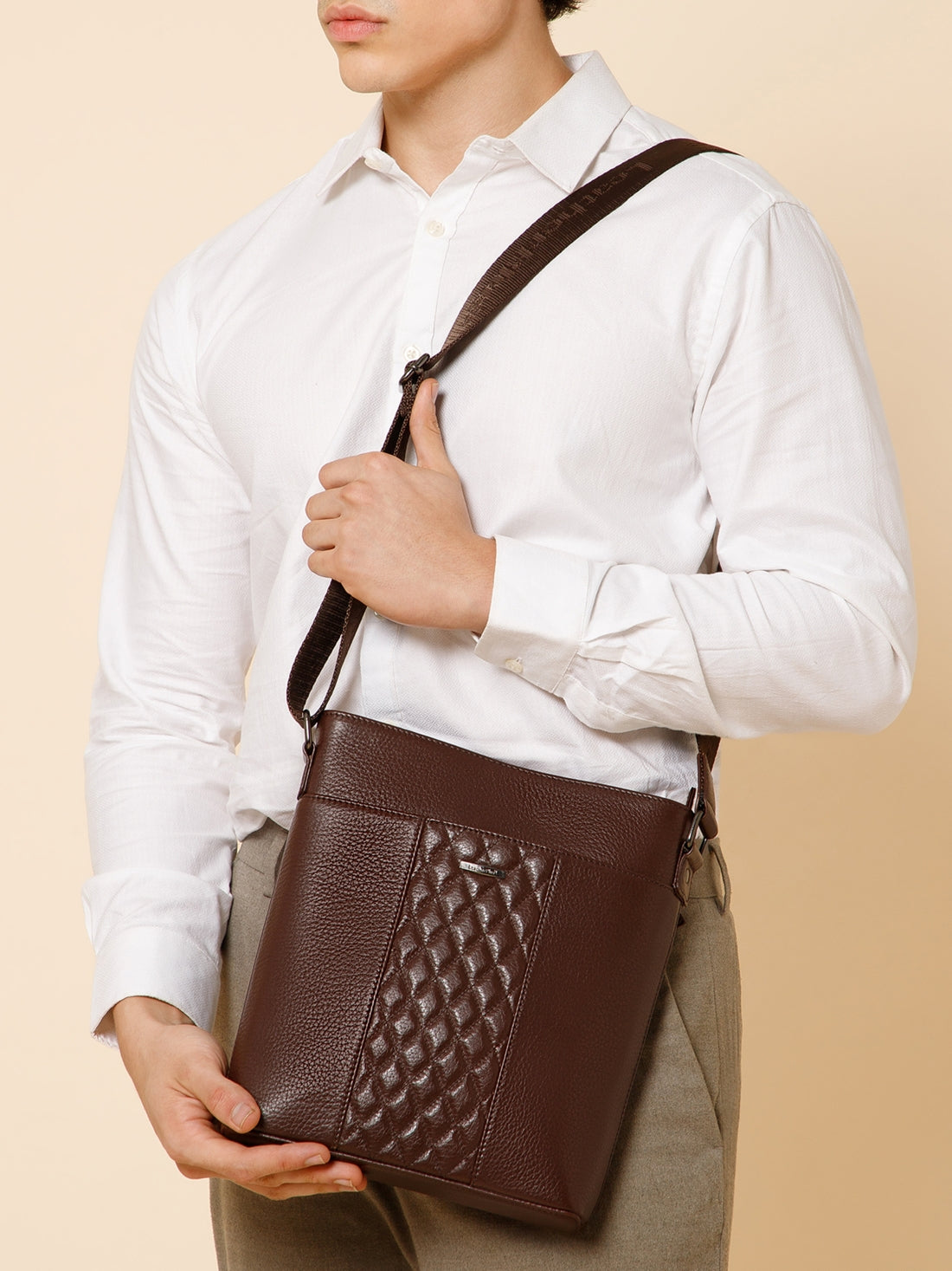 Quilted Leather Men Sling Bag SGL-652
