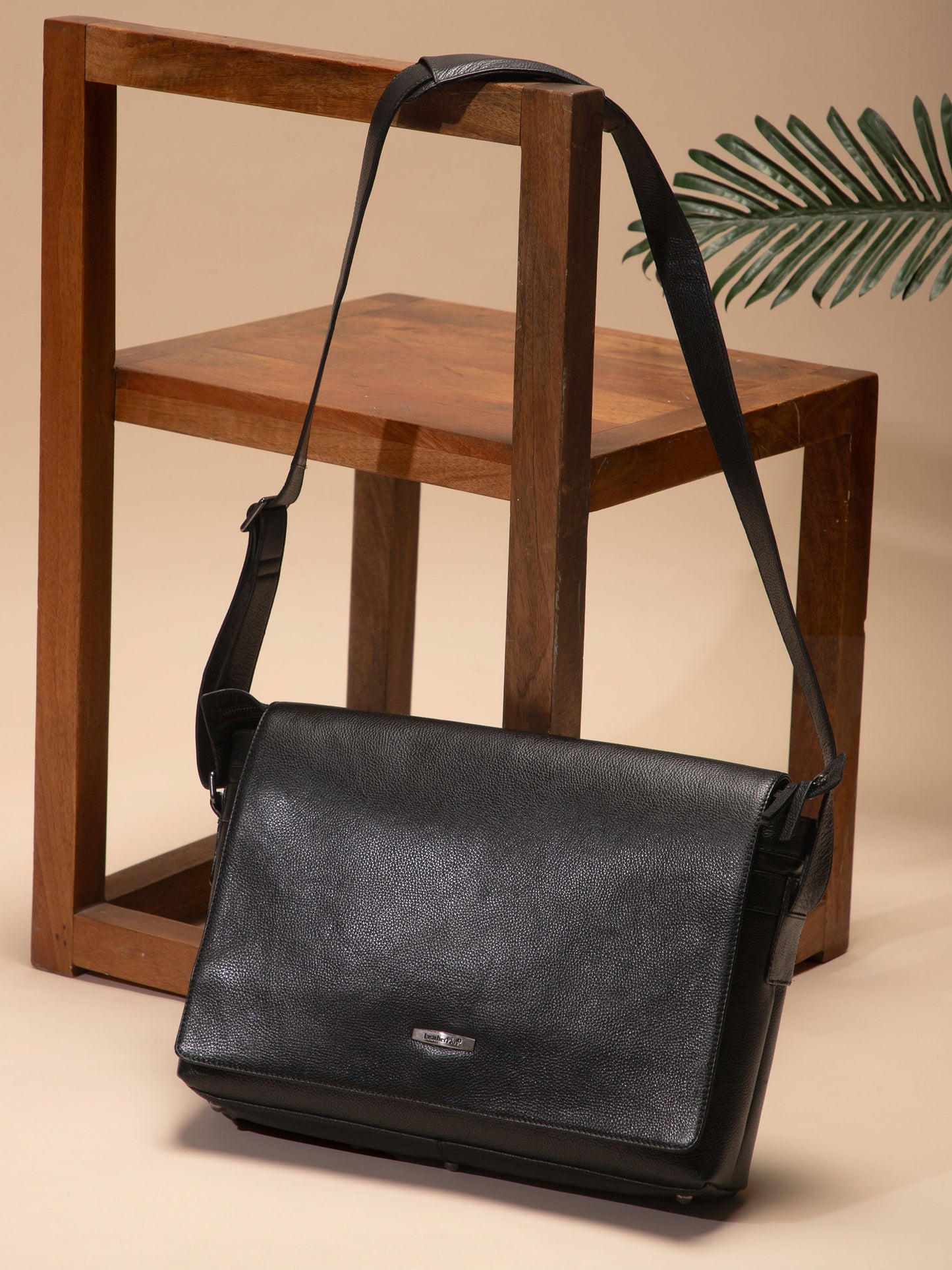 Flap Leather Laptop Bag  LT16-3001