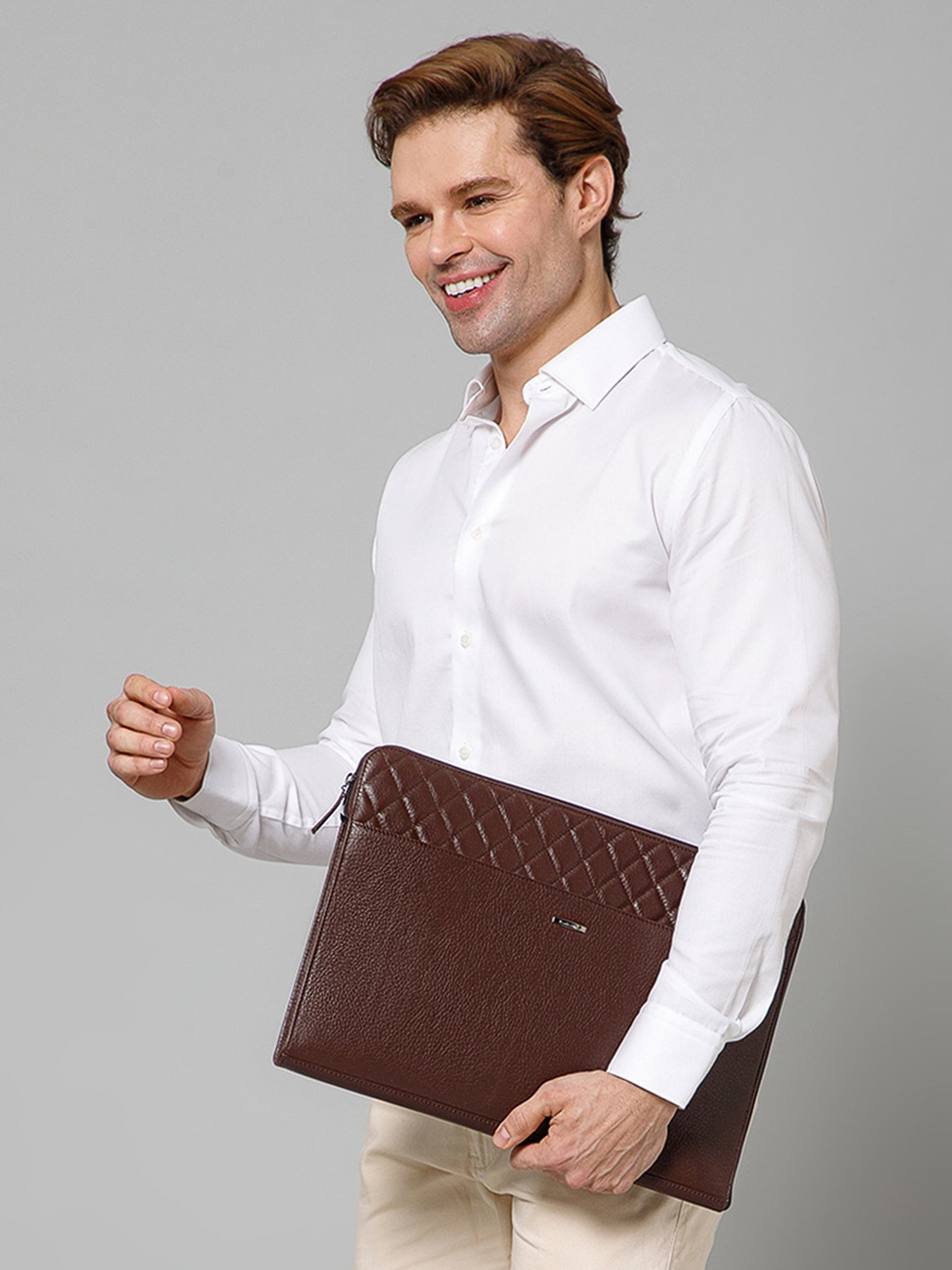 Quilted Leather Laptop Sleeve SV16-7002