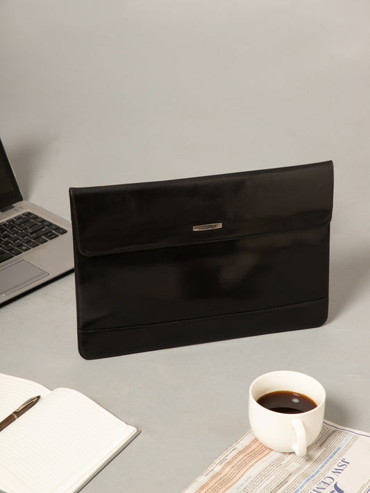 The Slender Leather Laptop Sleeve SV16-7005